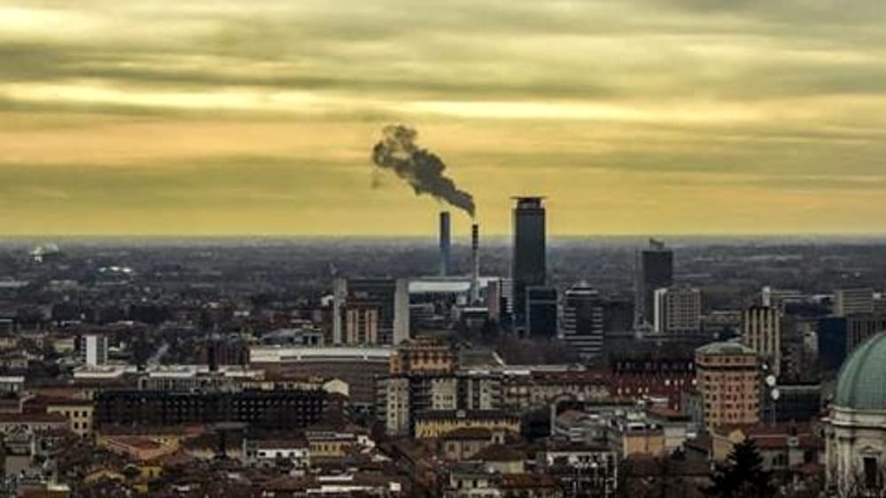 AMBIENTALISTI E NO : UN DURO BOTTA E RISPOSTA A BRESCIA