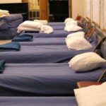 LA SINDACA SI E’ STUFATA DEI POVERI A BRESCIA